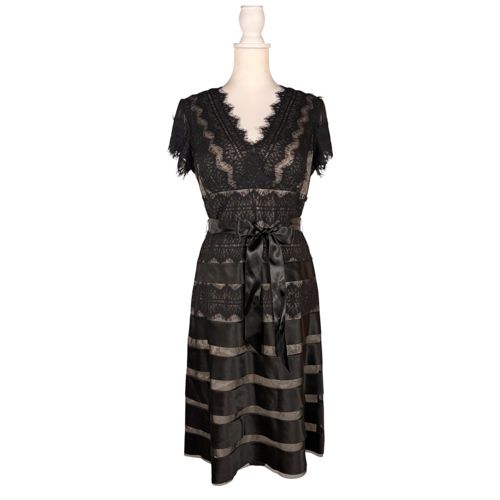 JS Collections Black Lace Dress Women's 10 A-Line Whimsigoth Midi Gothic Romance